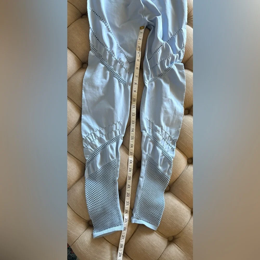 ALO Yoga High- Waist Seamless Legging Size Large